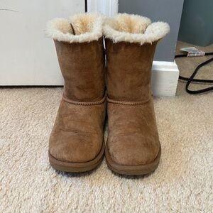 UGG Bailey Bow II